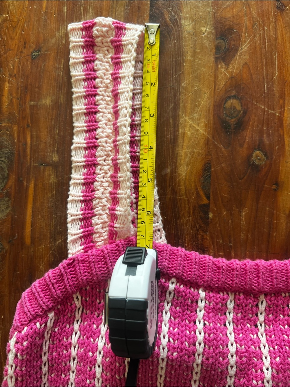 Cropped Knit Tank Top - Picture 5 of 8